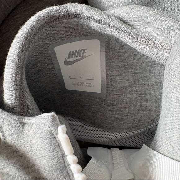 NIKE x SACAI sz M Tech Fleece Jacket Gray White Ruffle Full Zip 716911 - Picture 12 of 15